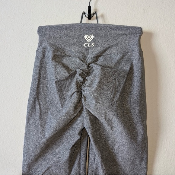 CLS Scrunch Booty Gray Leggings Size S - Picture 7 of 10